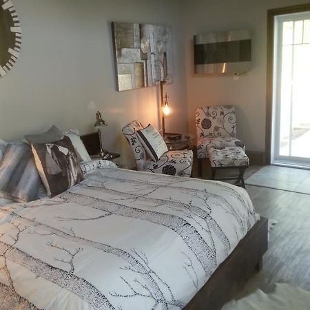 Domaine De La Baie, Les Suites Shawinigan Exteriör bild