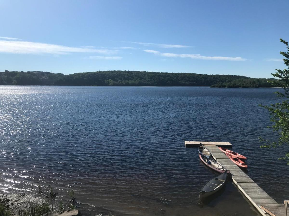 Domaine De La Baie, Les Suites Shawinigan Exteriör bild