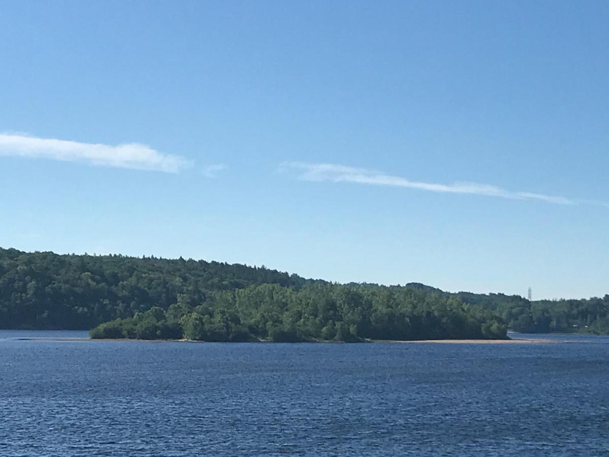 Domaine De La Baie, Les Suites Shawinigan Exteriör bild