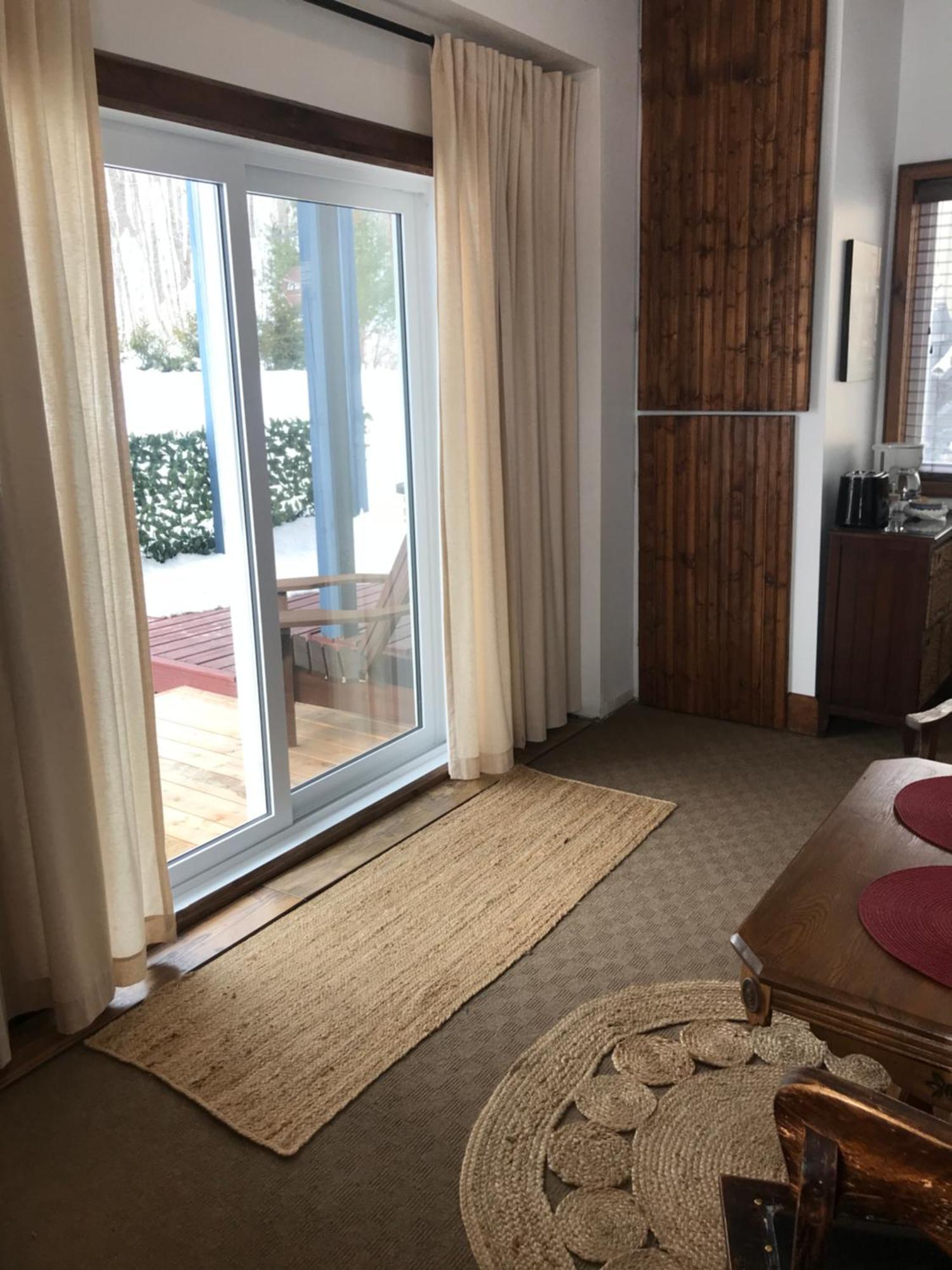 Domaine De La Baie, Les Suites Shawinigan Exteriör bild