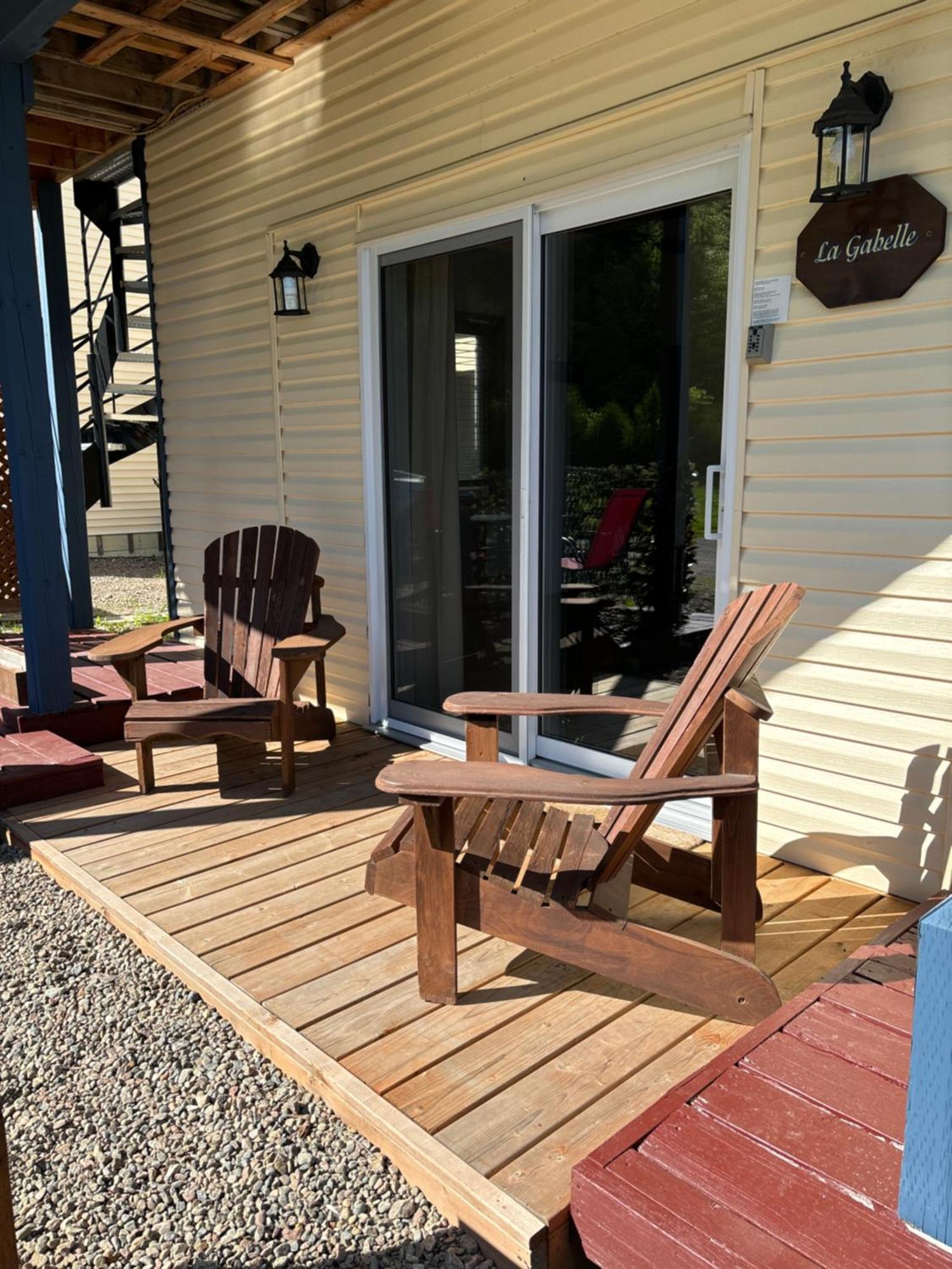 Domaine De La Baie, Les Suites Shawinigan Exteriör bild