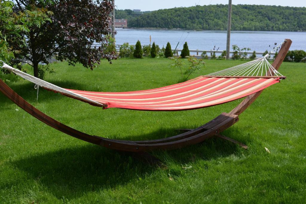 Domaine De La Baie, Les Suites Shawinigan Exteriör bild