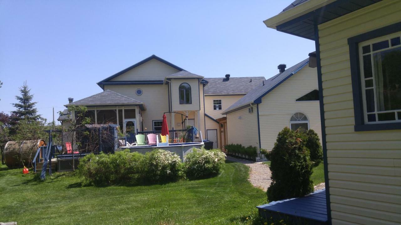Domaine De La Baie, Les Suites Shawinigan Exteriör bild