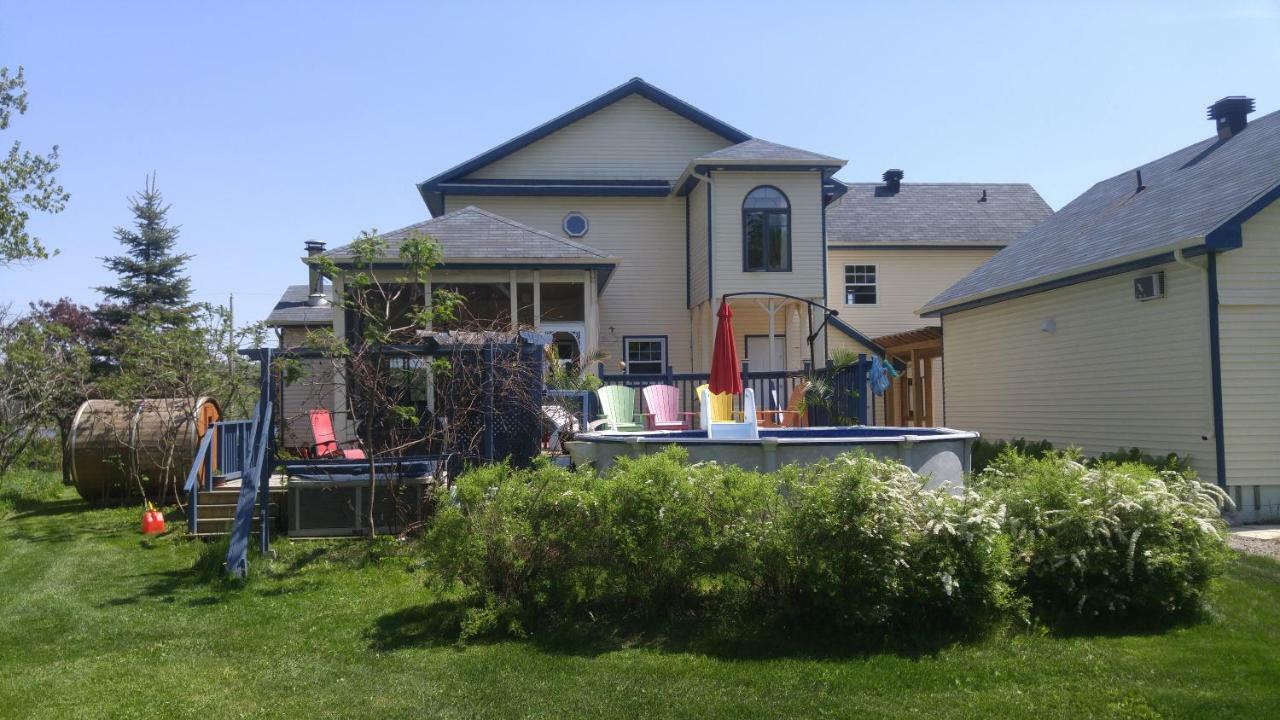 Domaine De La Baie, Les Suites Shawinigan Exteriör bild