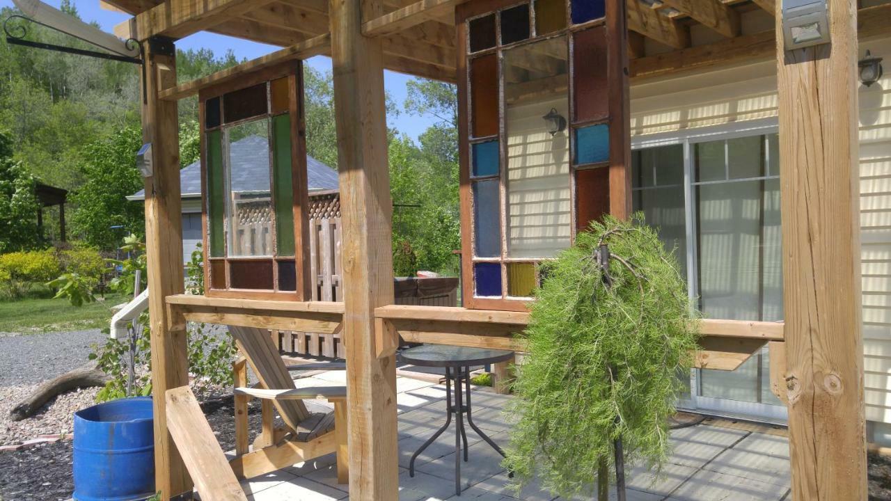 Domaine De La Baie, Les Suites Shawinigan Exteriör bild